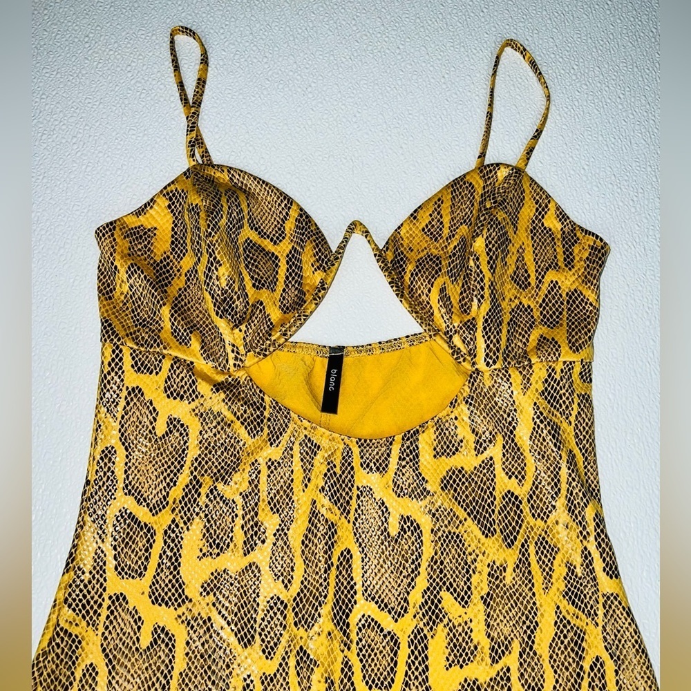 Yellow & Black Glossy Snake Print Cut-Out Mini Dress Size M New - Picture 6 of 9